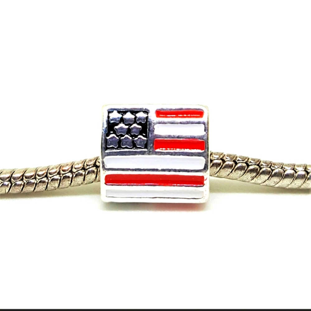 《AMERICAN FLAG EUROPEAN CHARM LIKE PANDORA》